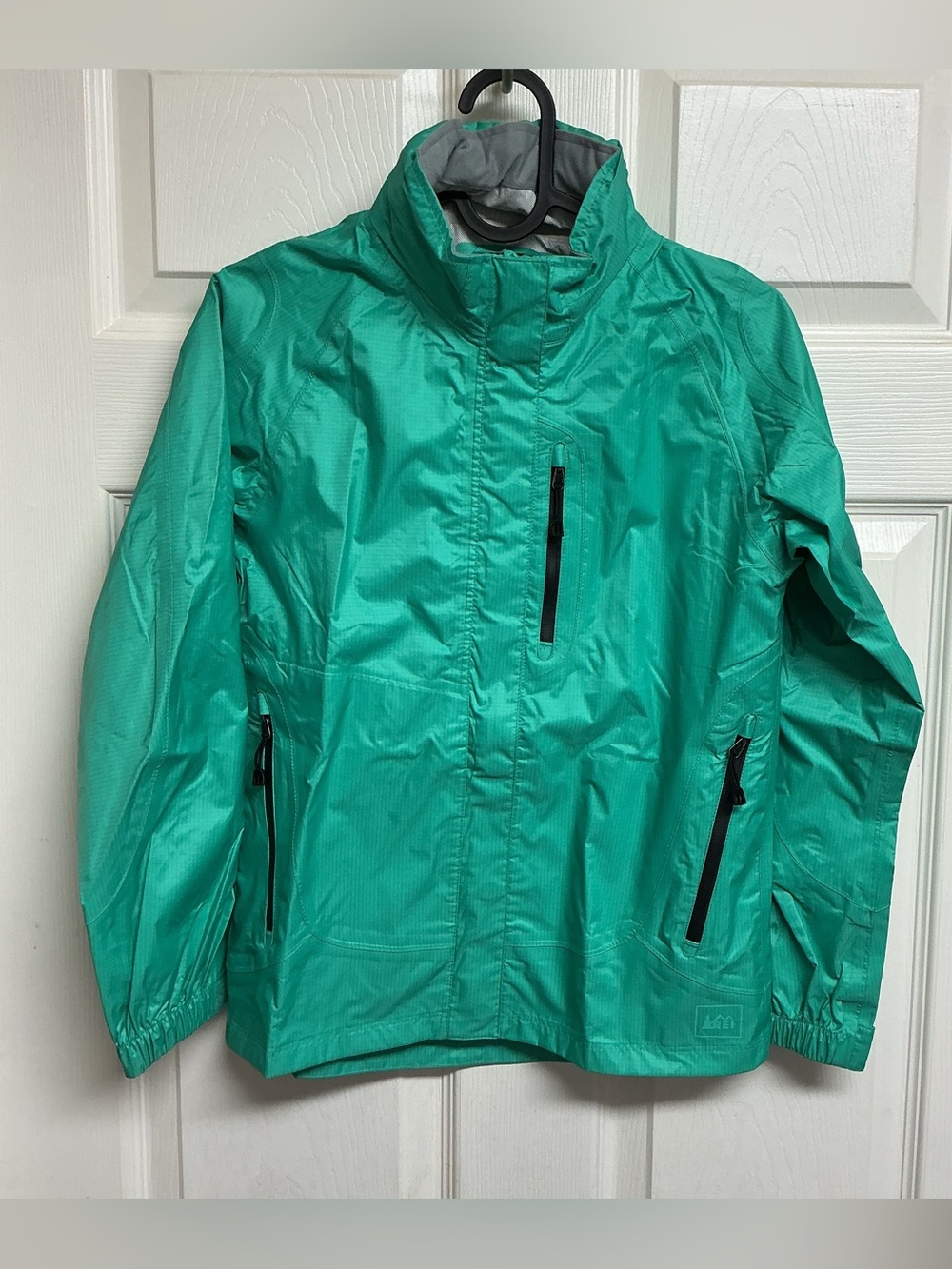 REI Girl’s Sz M 10-12 Hooded Green Waterproof Rain Jacket
